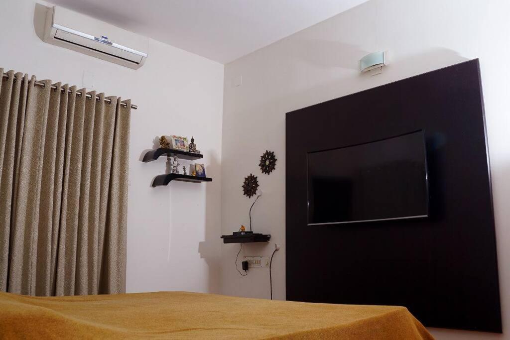 Sowparnika - A Family Home Experience Kochi エクステリア 写真